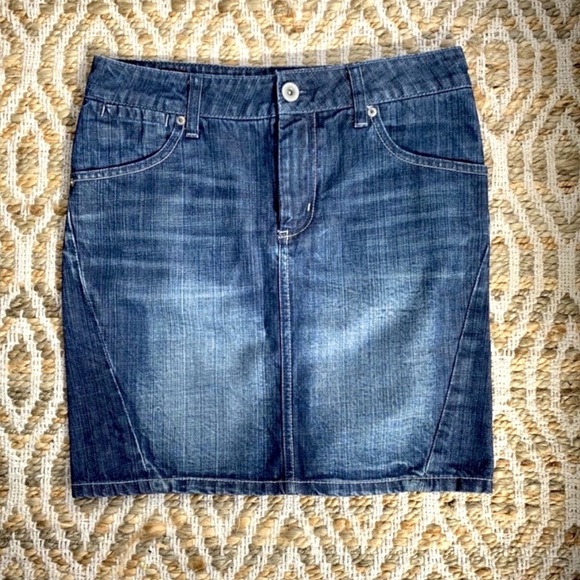 American Eagle Outfitters Dresses & Skirts - AMERICAN EAGLE BLUE DENIM SKIRT nwot